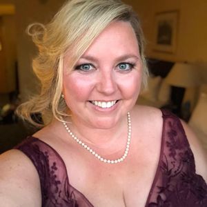 Meet your Posher, Casey